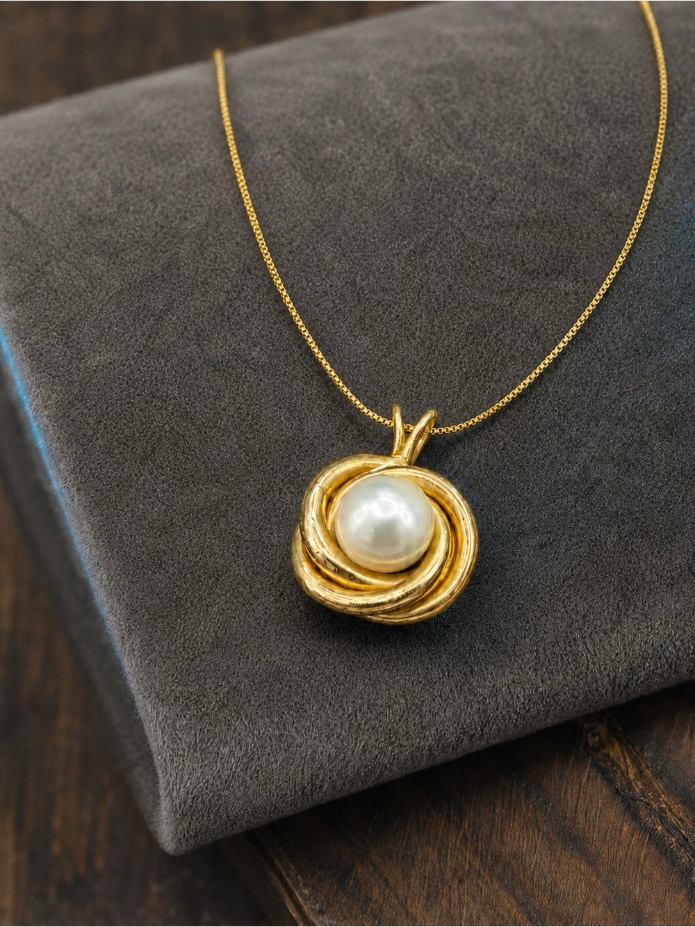 Vintage 18K Gold Chain & 14K Cultured Pearl Pendant Necklace